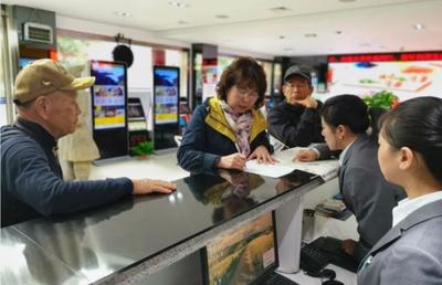 文明旅游，热忱服务——西安市旅游信息咨询中心为外国游客提供细致化服务